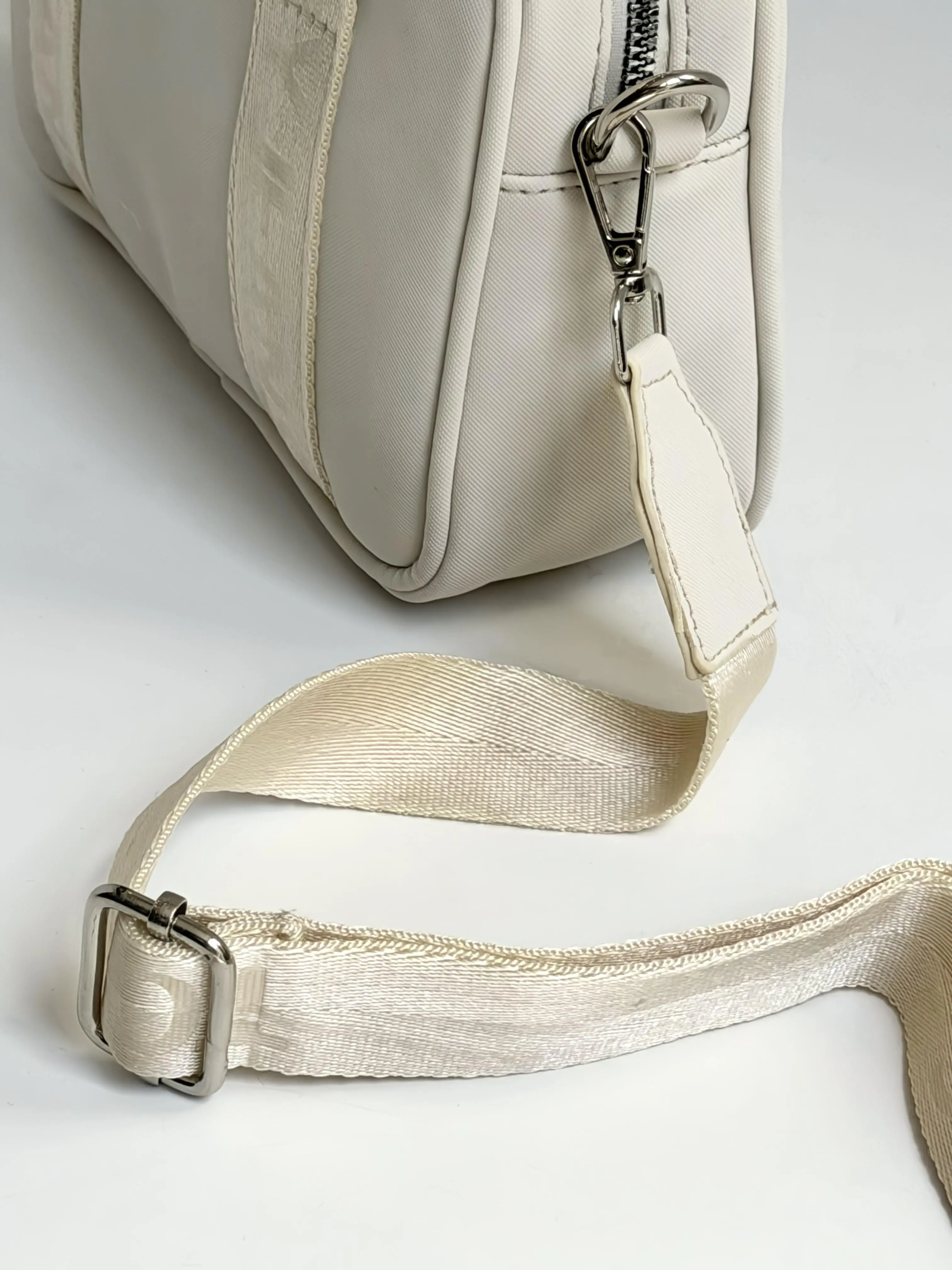 7004-کیف کد 3744